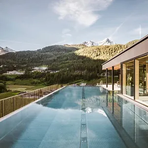 Hotel Alphof ****
