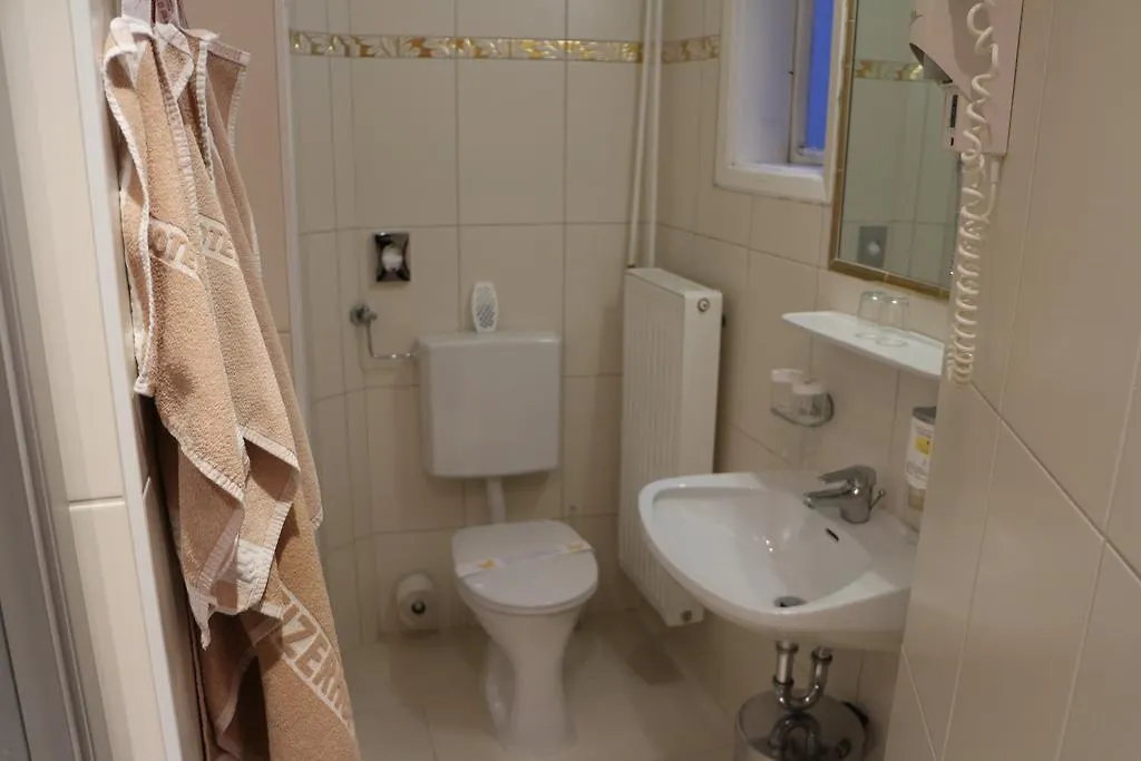 Hotel Schweizerhof Vienna