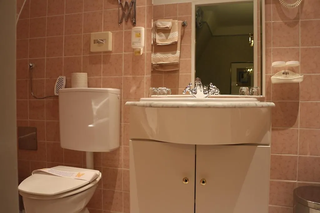 Hotel Schweizerhof فيينا النمسا