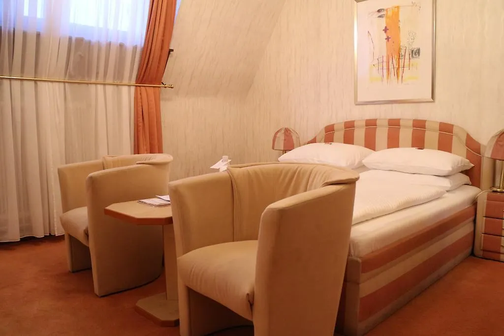 ***  Hotel Schweizerhof Vienna Austria