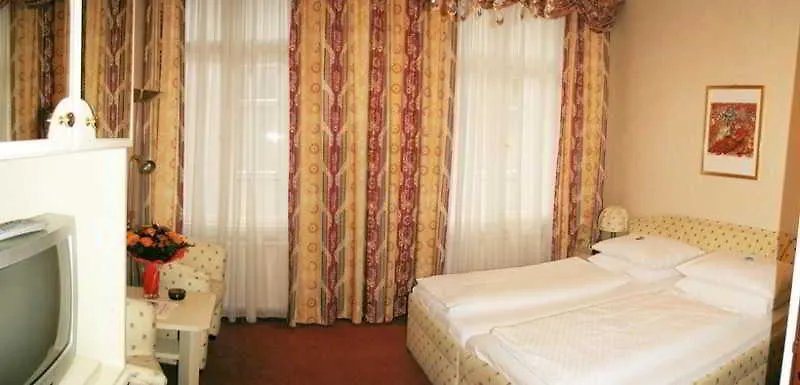 Hotel Schweizerhof Vienna 3*,